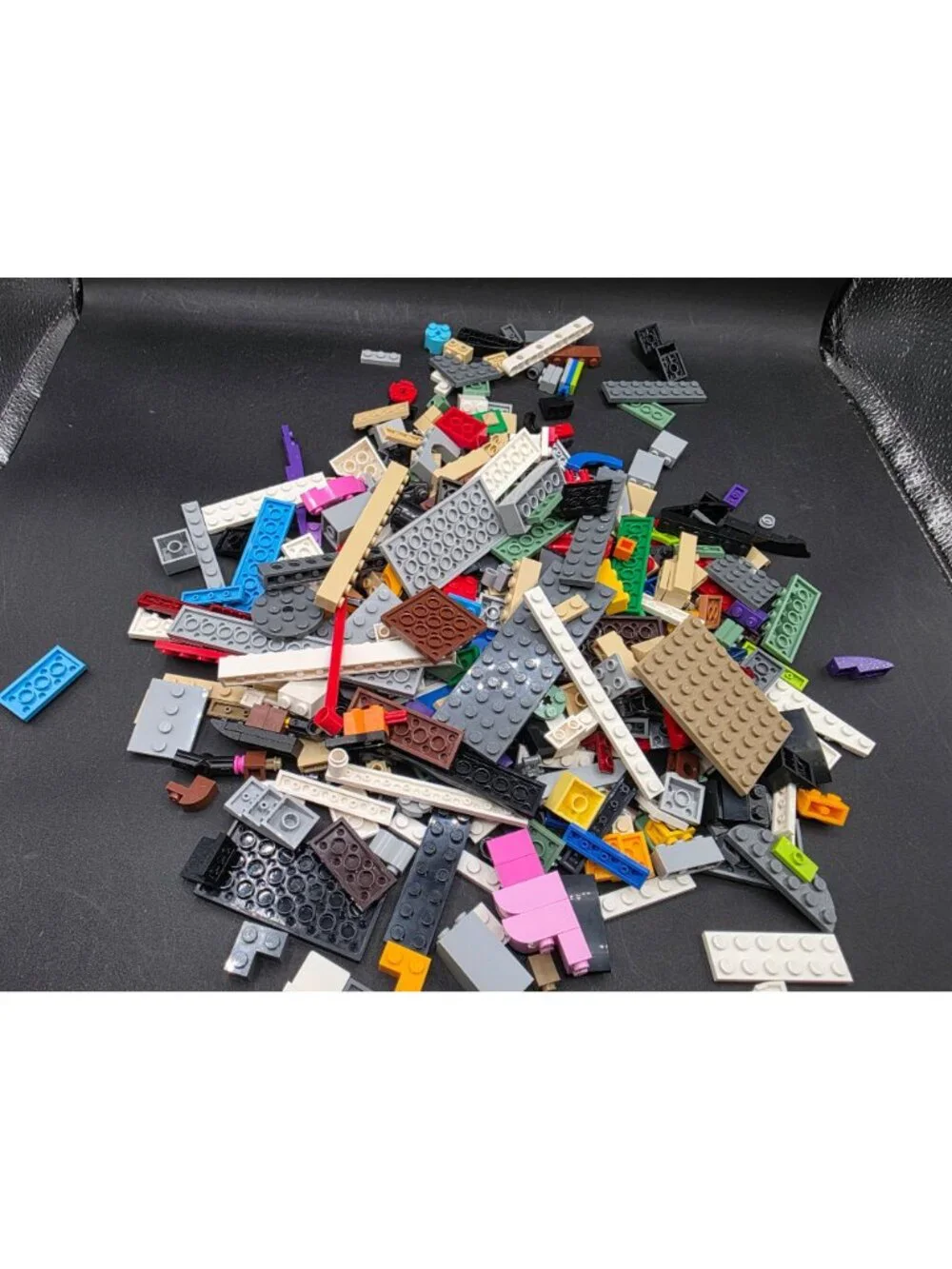 LEGO 1 Lb Bulk Assorted Bricks Plates Pieces Multicolor Genuine LEGO New
